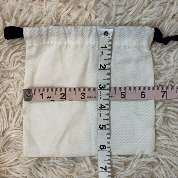 Sandro belt dust bag cotton white with drawstrings 6”x6” - Picture 5 of 5